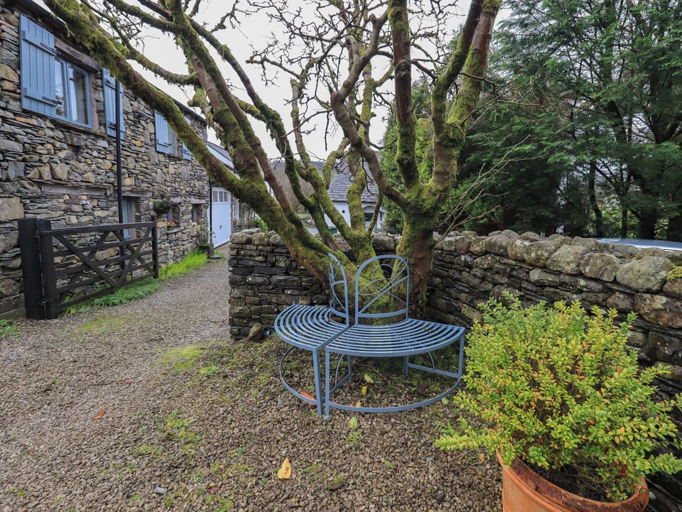 Cottage | Property grounds