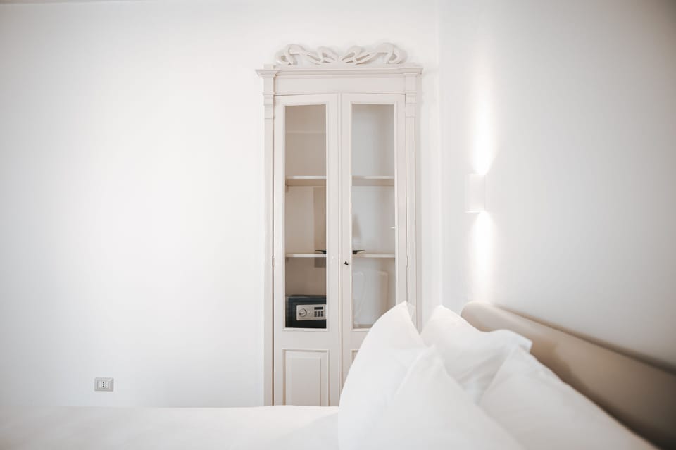 Junior Room | Premium bedding, down comforters, in-room safe, free WiFi