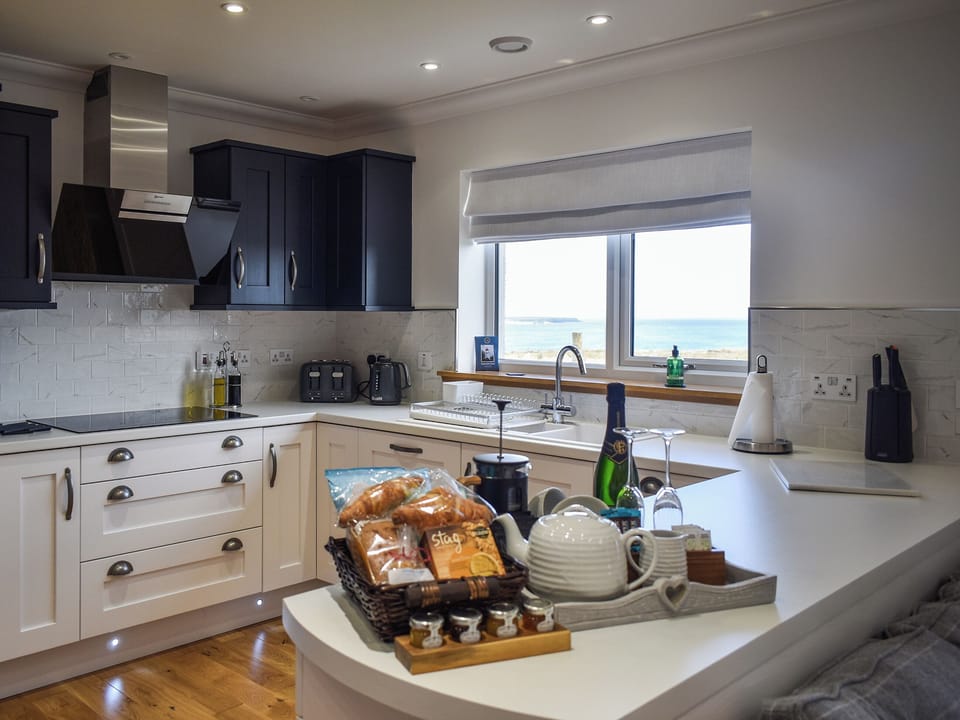 Kitchen | Ryka Lodge, All Outer Hebrides