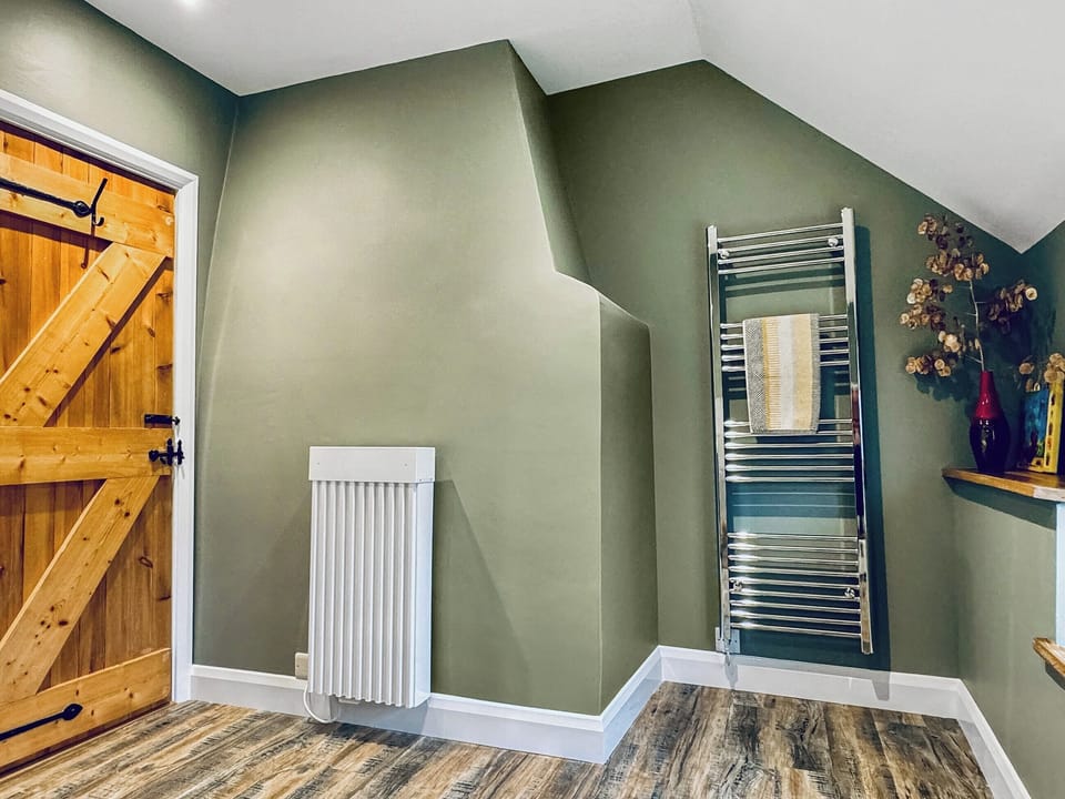 Bathroom | Winkle Cottage, Calbourne