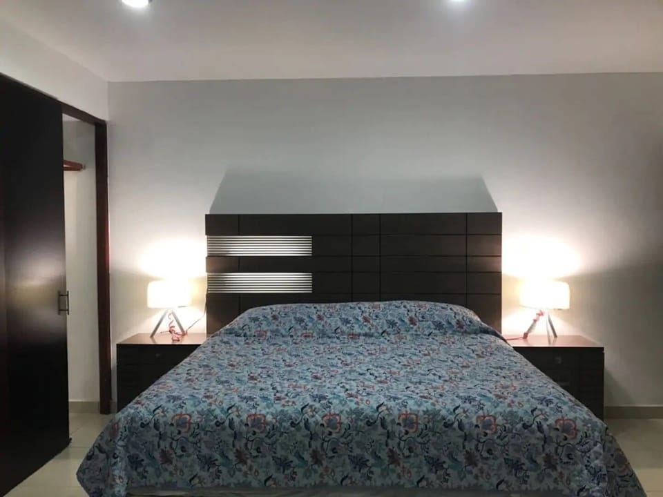 Classic Condo | 2 bedrooms, free WiFi, bed sheets