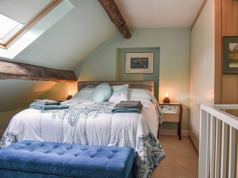 Double bedroom | Yew Tree Cottage, Chesterfield