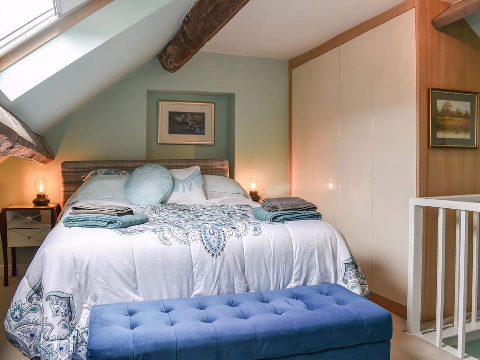 Double bedroom | Yew Tree Cottage, Chesterfield