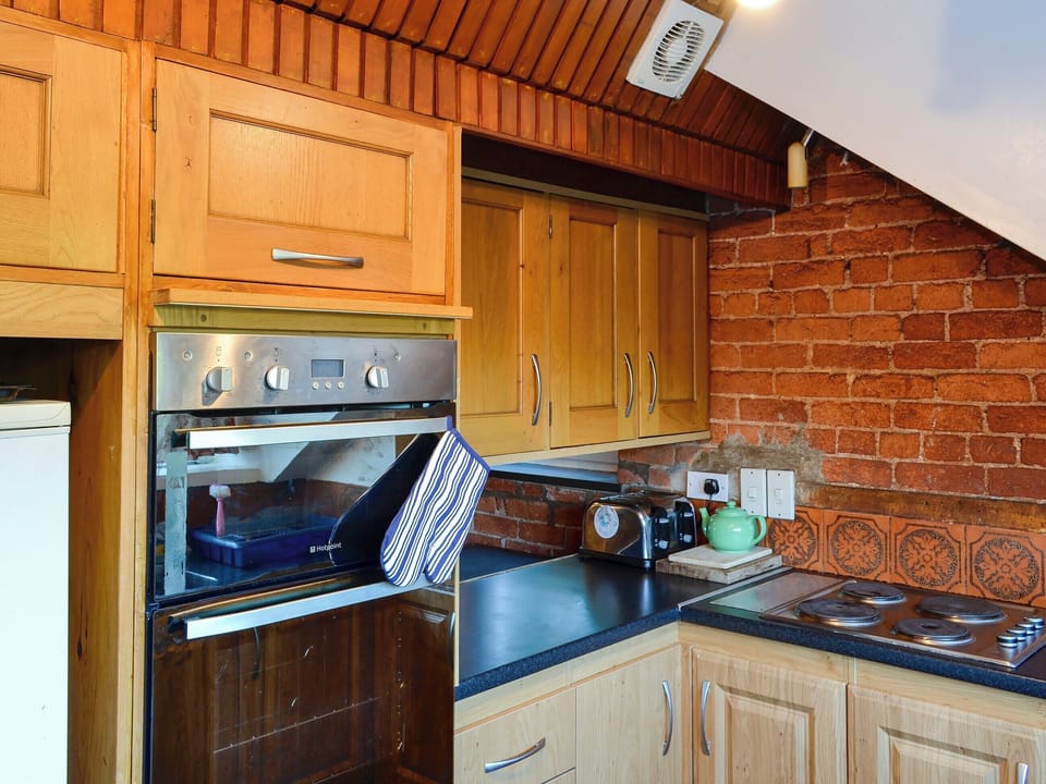 Kitchen | Erbistock Mill, Erbistock, near Llangollen