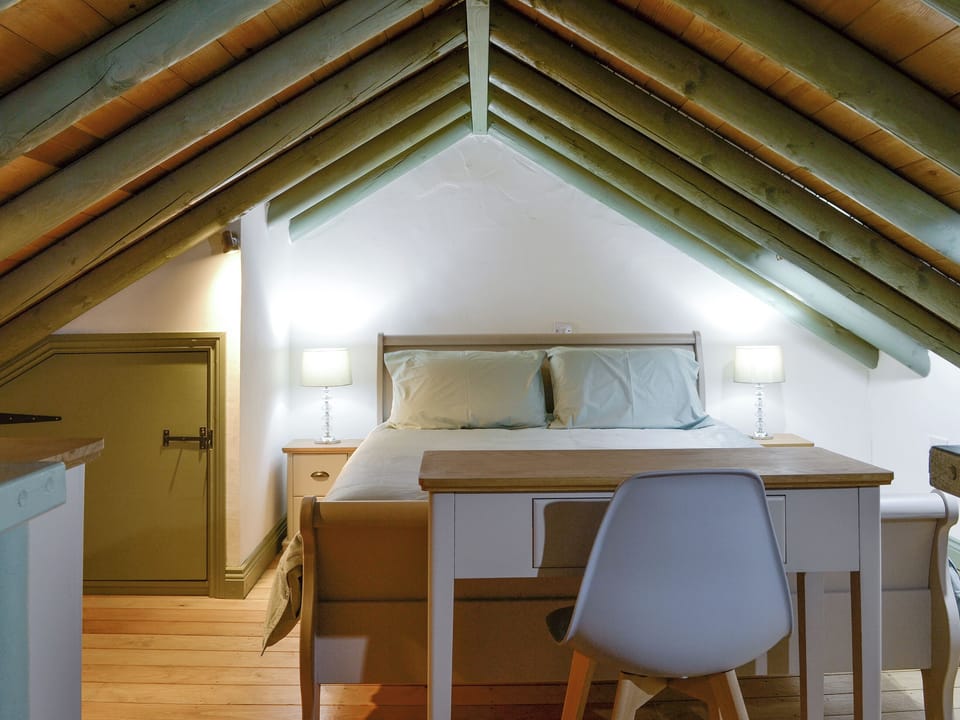 Peaceful double bedroom | Harrison&rsquo;s Lodge - Doddick Farm Cottages, Threlkeld, near Keswick