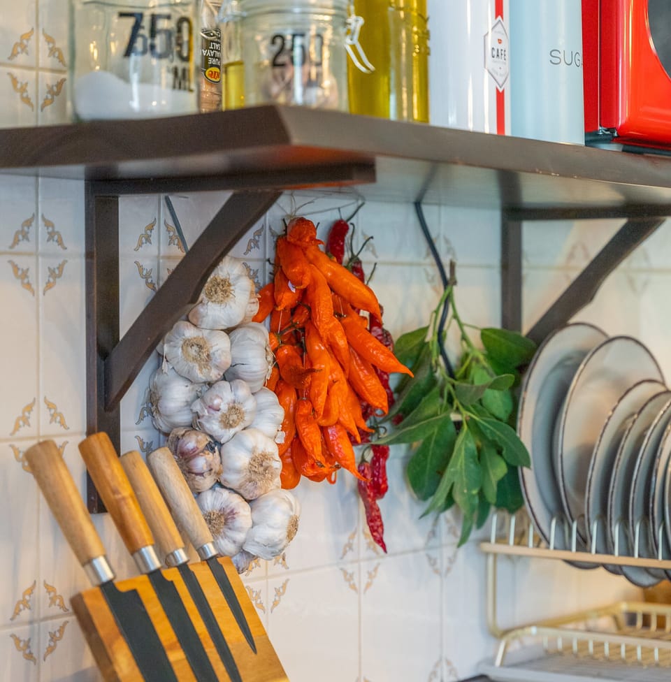 Kitchen utensils