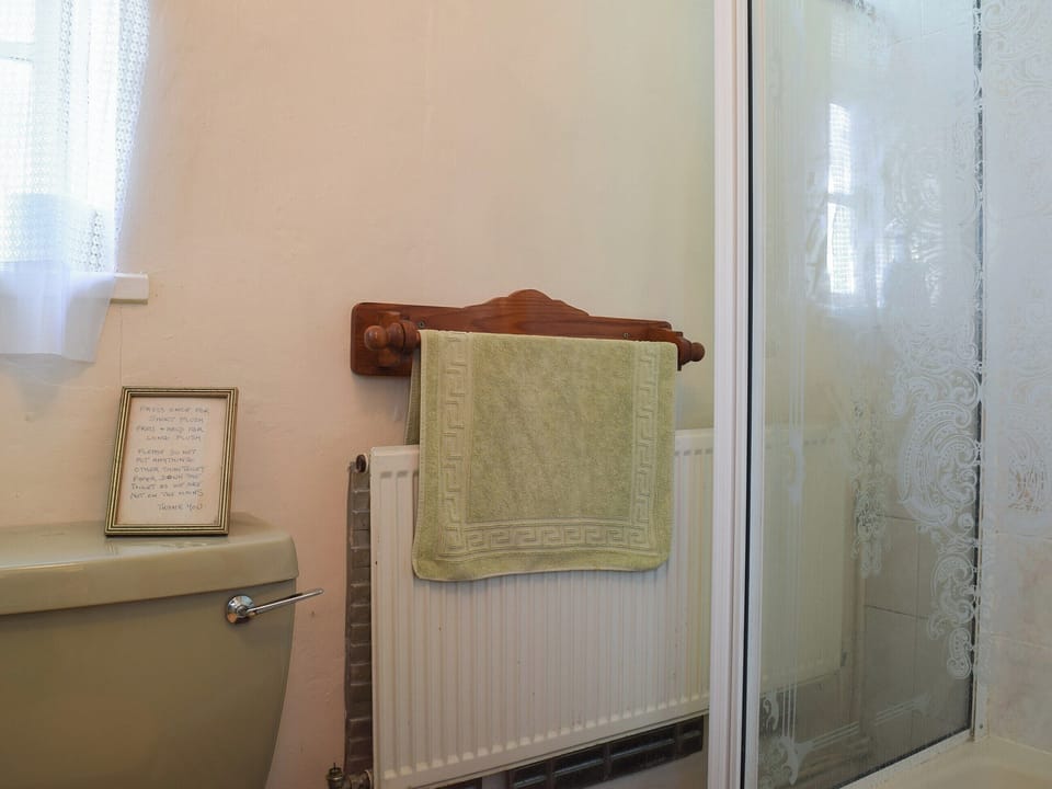 Shower room | Tudor Cottage, Barton