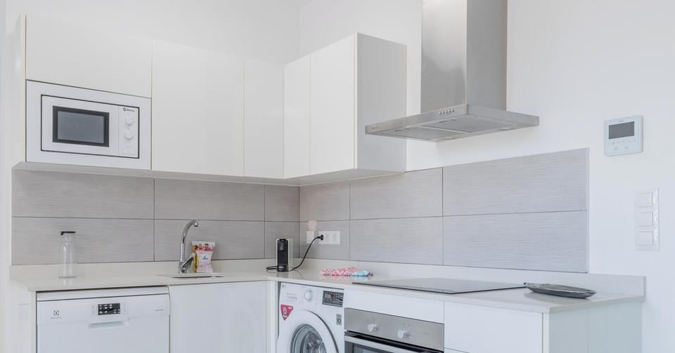 Open kitchen