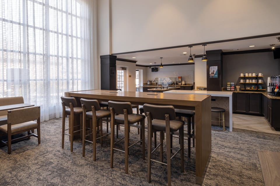 Free daily on-the-go breakfast