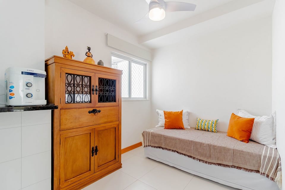 Basic Apartment | Interior