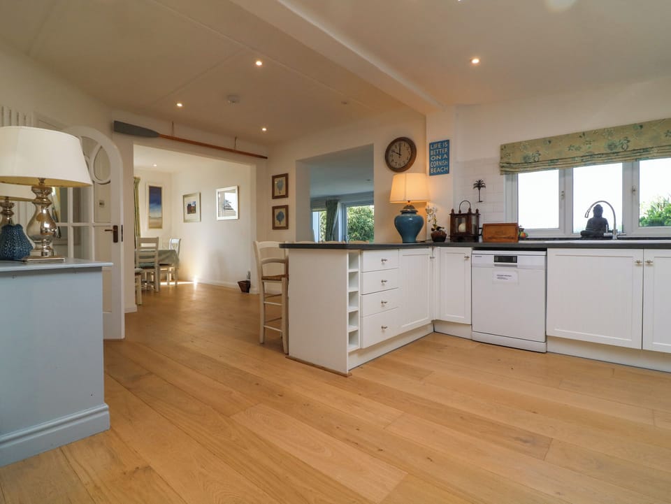 Fridge, dishwasher, electric kettle, toaster