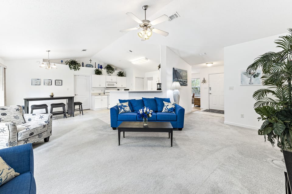Classic House, 3 Bedrooms, Patio | Living room | 55-inch Smart TV with digital channels, TV, streaming services