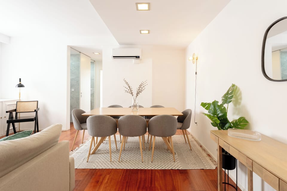 Classic Apartment | Living area | 43-inch LCD TV with cable channels, TV