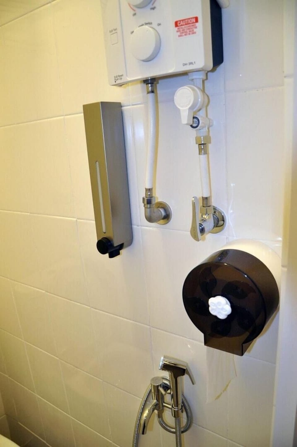 Deluxe Double or Twin Room | Bathroom
