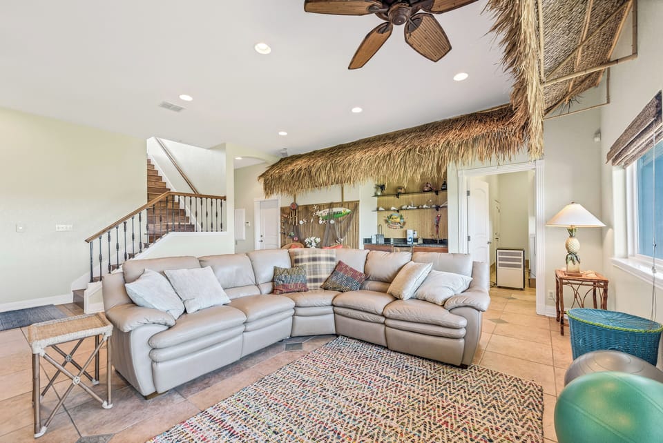 House (5 Bedrooms) | Property amenity