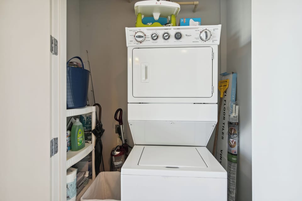 Condo (2 Bedrooms) | Property amenity