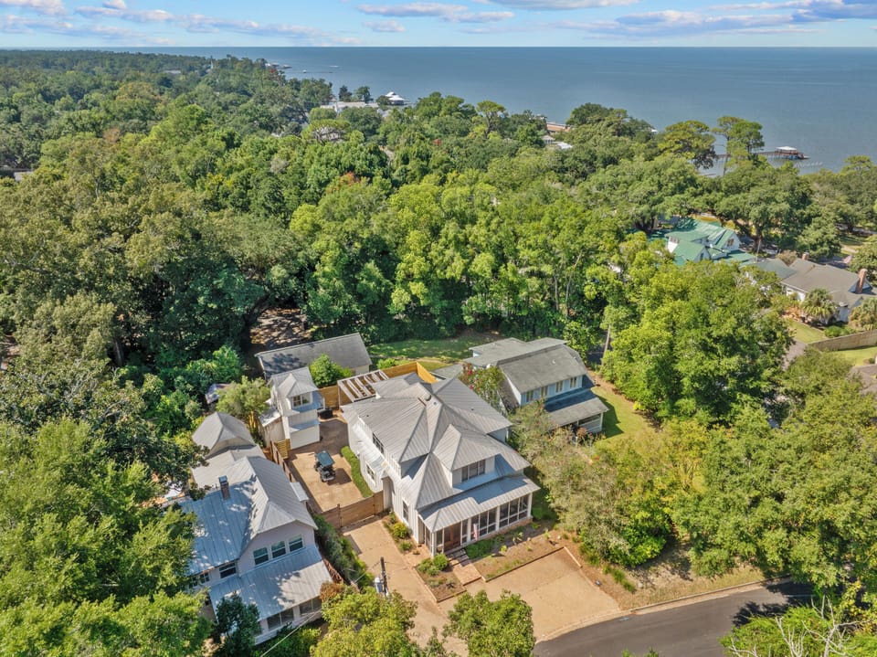 Emerson House, Mobile Bay