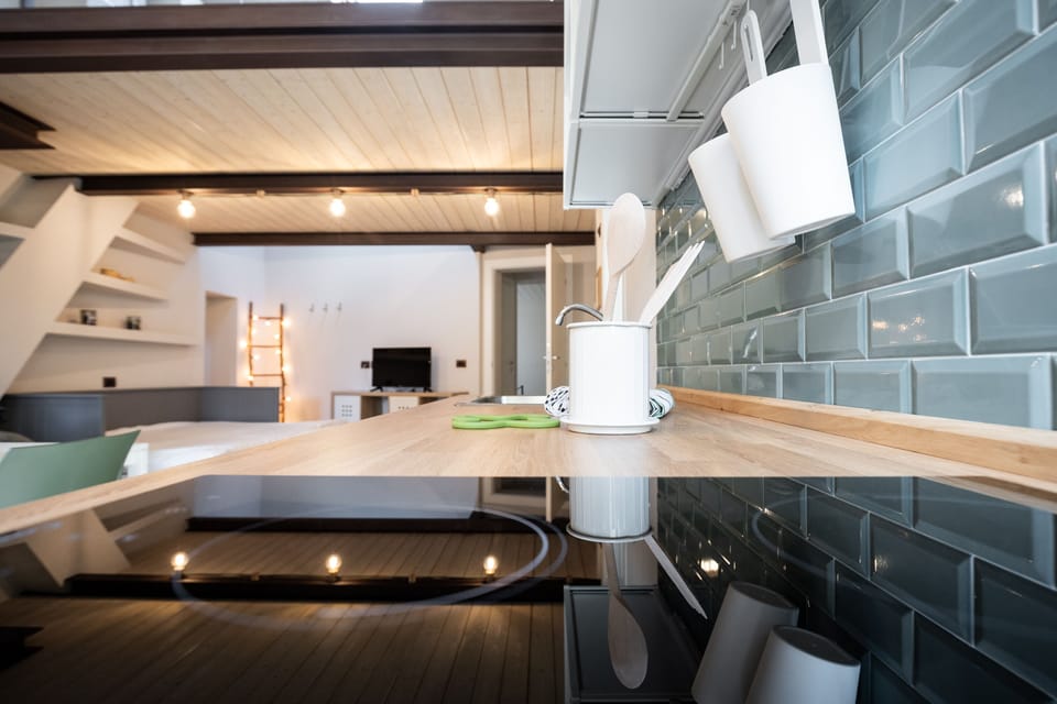 Camera Tintori | Private kitchen | Cookware/dishes/utensils