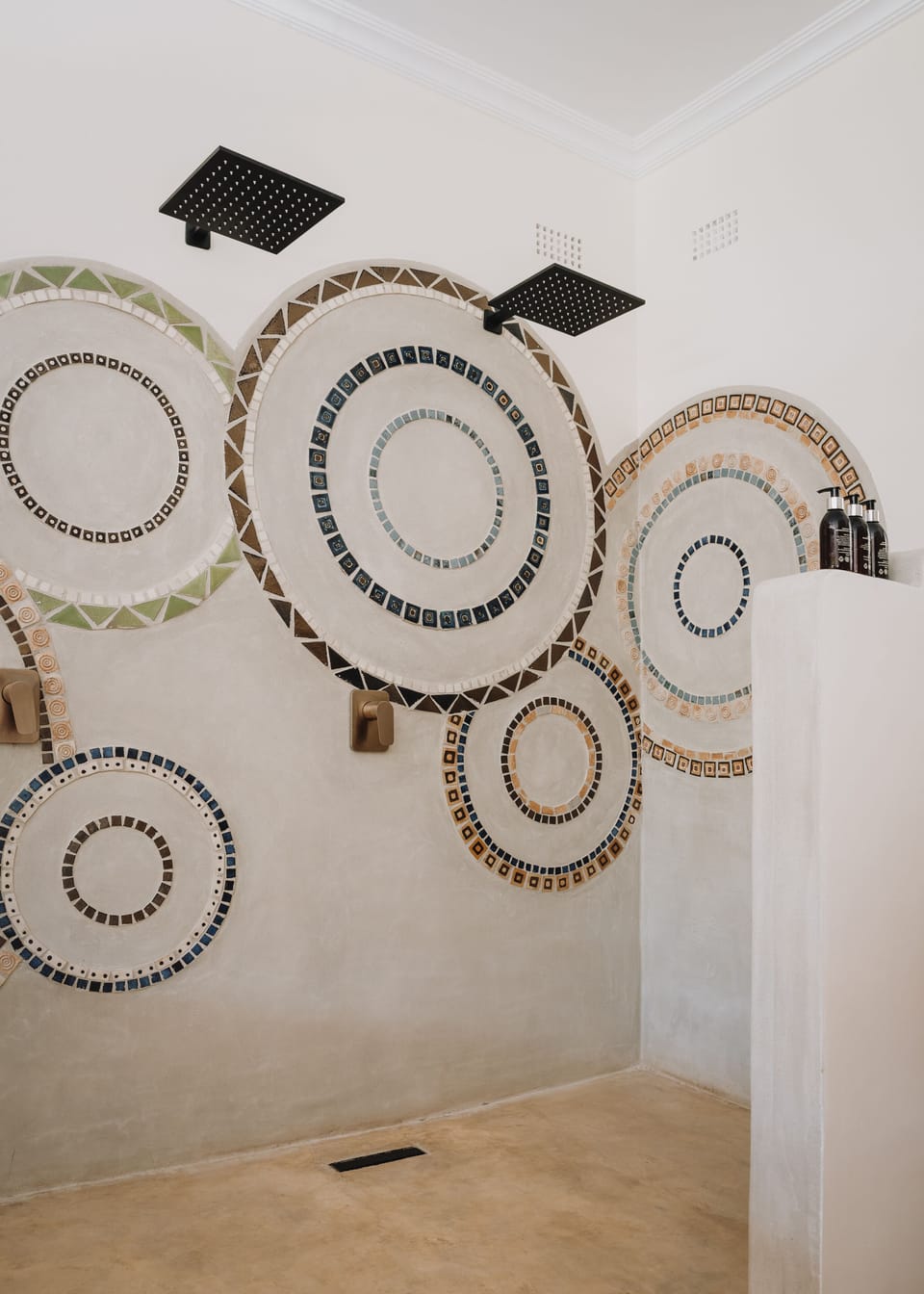 Signature Room | Bathroom | Separate tub and shower, rainfall showerhead, hair dryer, towels