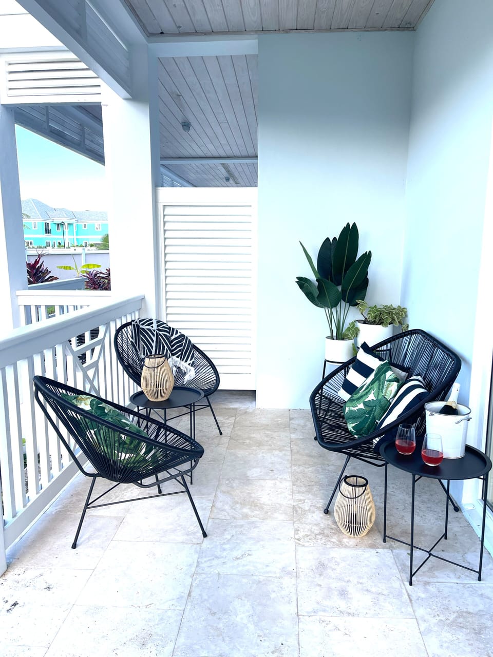 Mainfloor patio