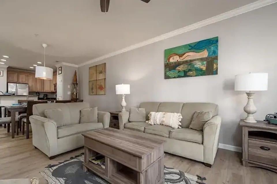 Living Room (2)