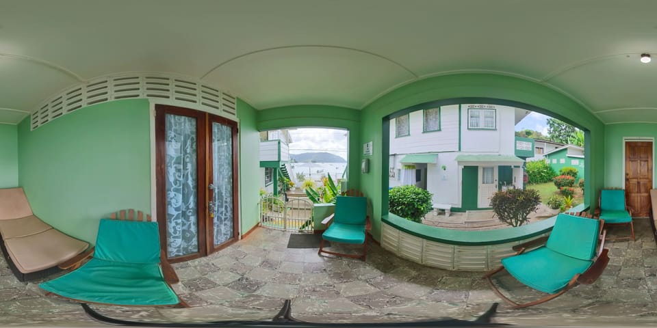 Family Cottage | Blackout drapes, iron/ironing board, WiFi (free), bed sheets