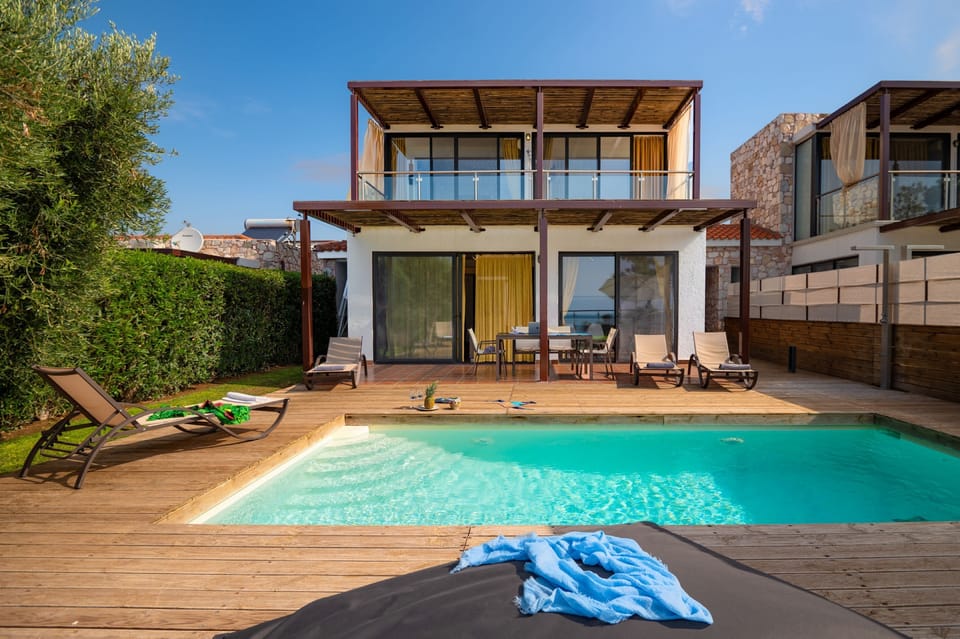 property and pool views