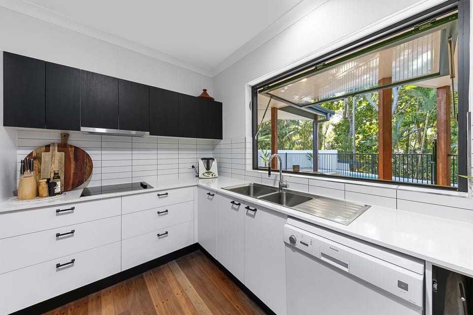 Kitchen..dishwasher, microwave, electric cook top, oven, Breville coffee machine