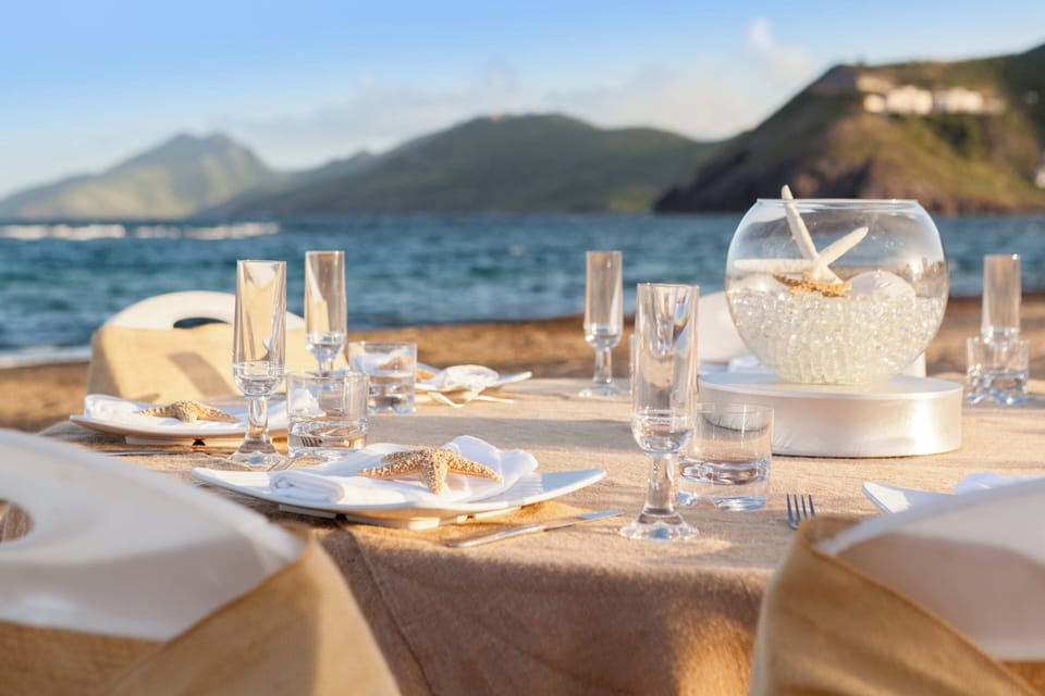 Beach nearby, free beach cabanas, sun loungers, beach towels