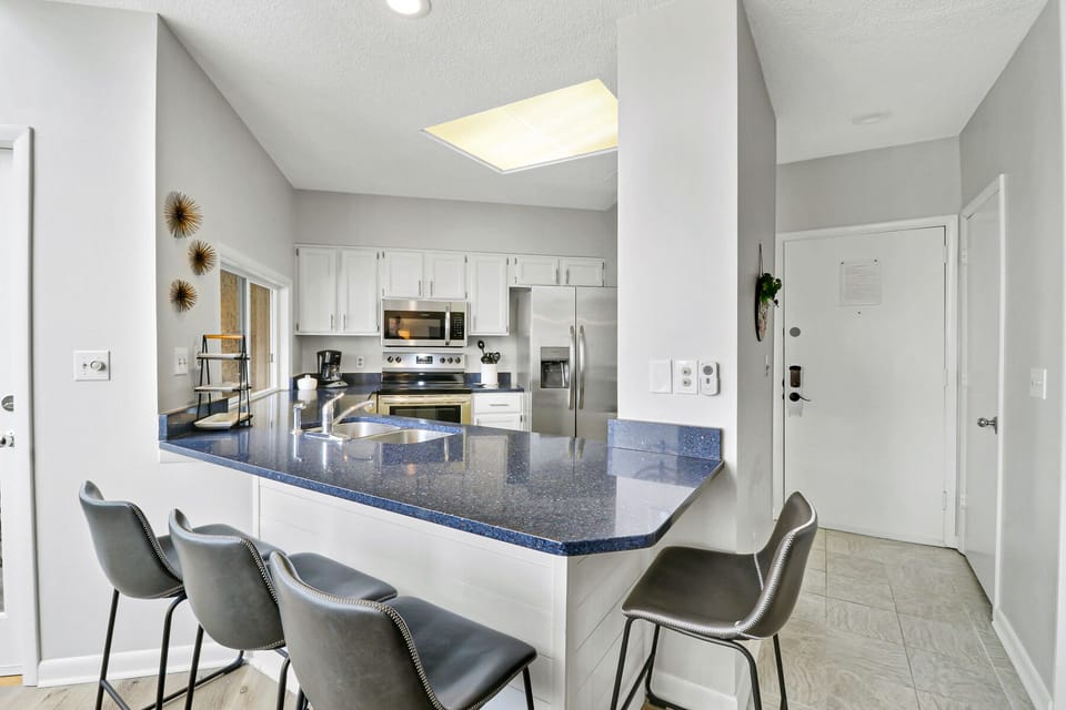 7474 Anchorage | Kitchen - 7474 Anchorage | Kitchen