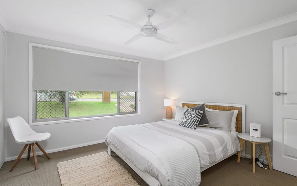 Harrys at Shelly Beach - coastal home with pool