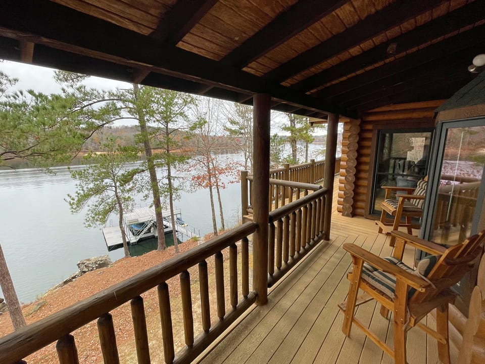 Great place to sit and enjoy the view of the lake with hardly a house to see.