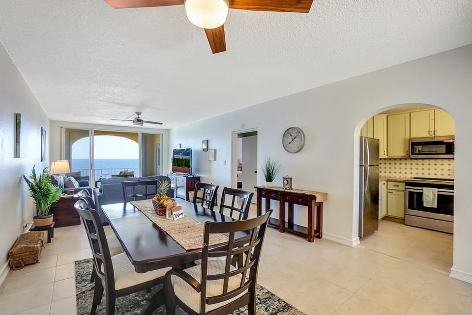 Dining area is right next to the kitchen