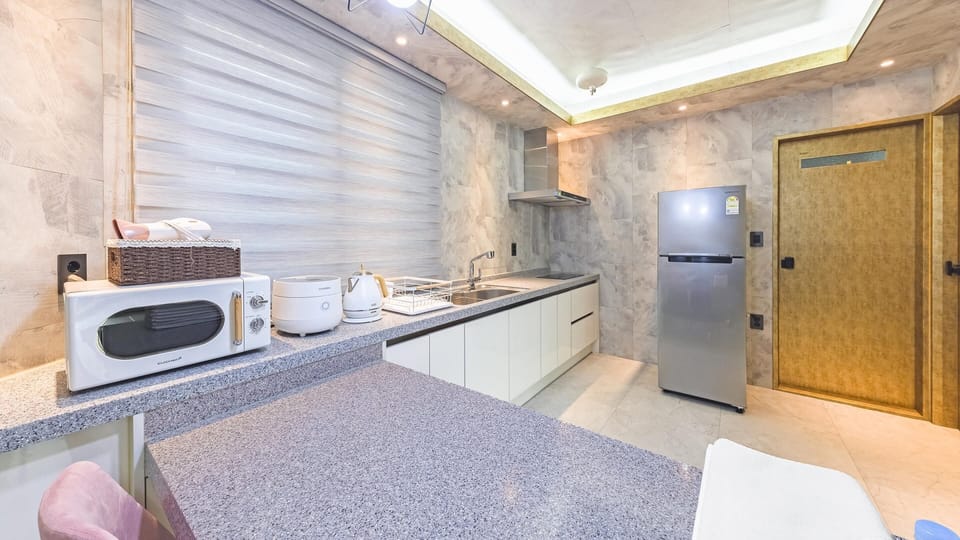 Basic Room, 2 Bedrooms (D) | 1 bedroom, WiFi (free)