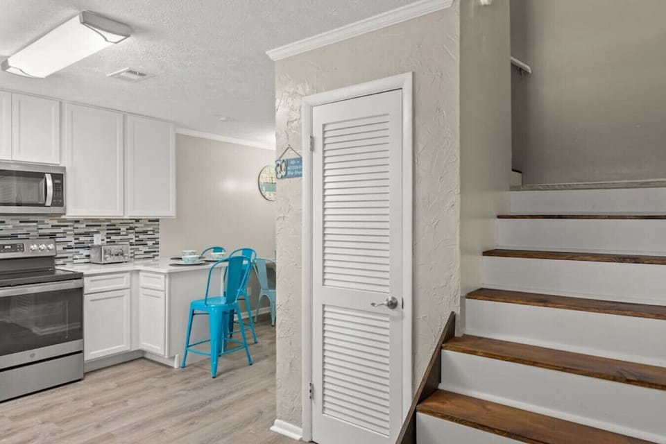 Entry way