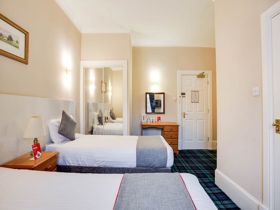 Twin Room, 2 Twin Beds | Desk, iron/ironing board, free cribs/infant beds, free WiFi