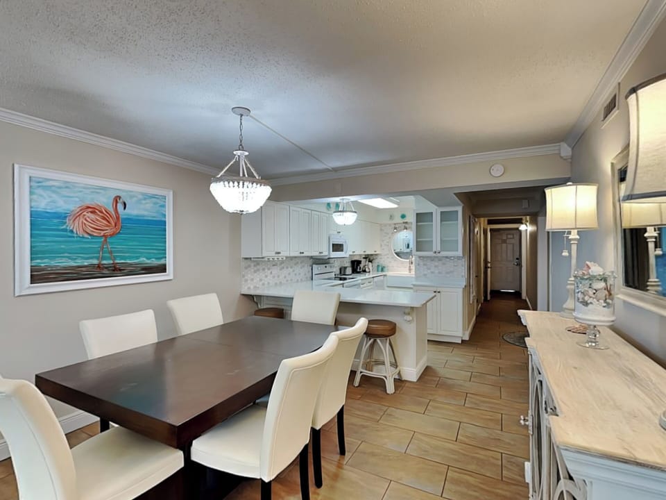 Condo, Multiple Beds, Balcony, Ocean View | Dining