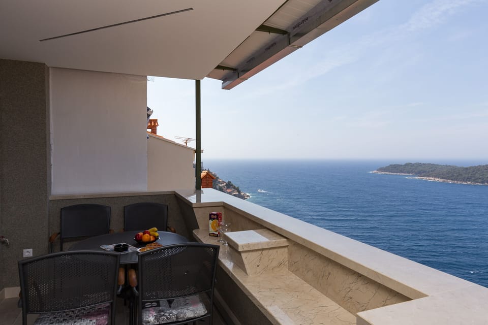 Apartment (Two Bedroom Apartment with Balcony an) | Exterior
