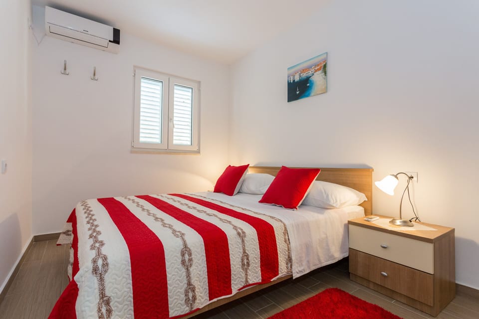 Apartment (Two-Bedroom Apartment with Terrace an) | 2 bedrooms
