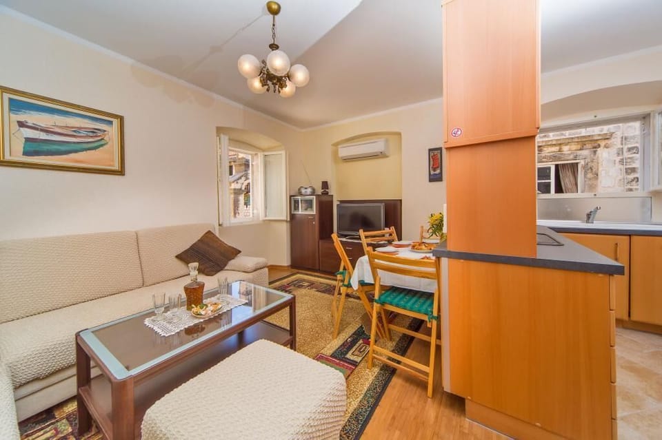 Apartment (Two Bedroom Apartment with City View) | Living room | TV