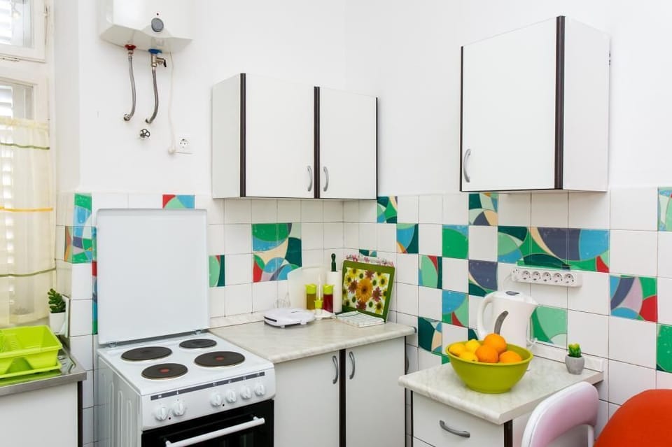 Apartment (Two Bedroom Apt,terrace,garden view) | Private kitchen | Fridge