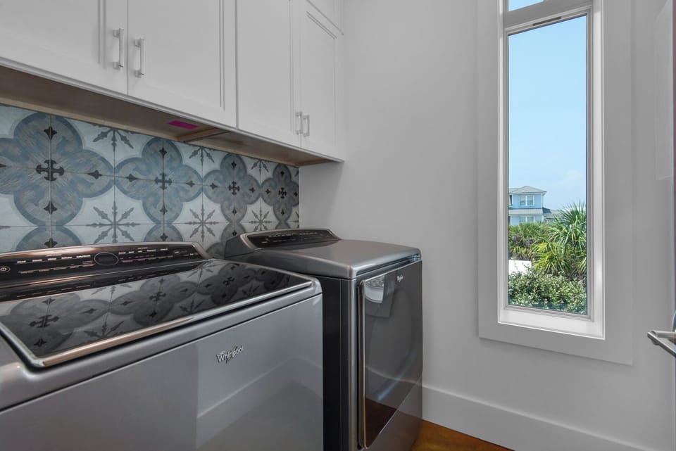 Laundry room main floor