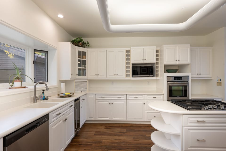 House | Private kitchen | Dining tables
