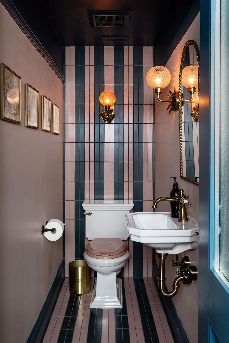 powder bathroom