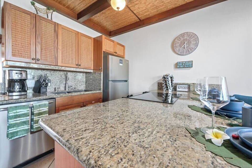 Full stocked kitchen