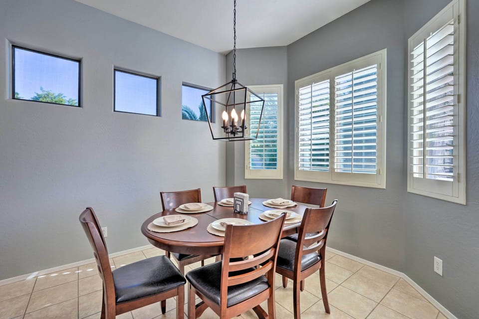 Dining Areas | Dishware/Flatware | Trash Bags/Paper Towels