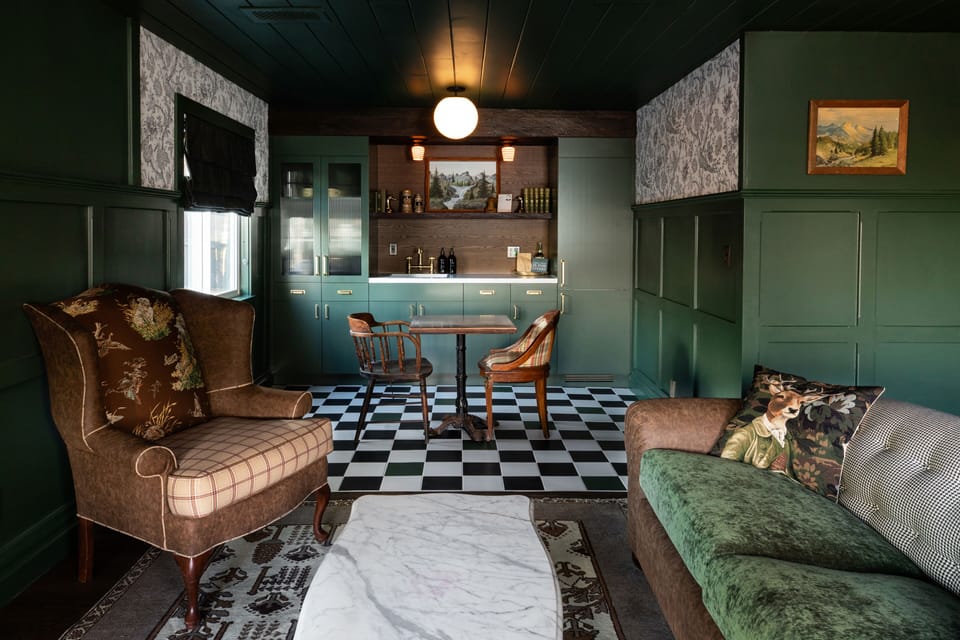 Otto's Chalet | Private kitchen | Coffee/tea maker, full-size fridge, microwave, electric kettle
