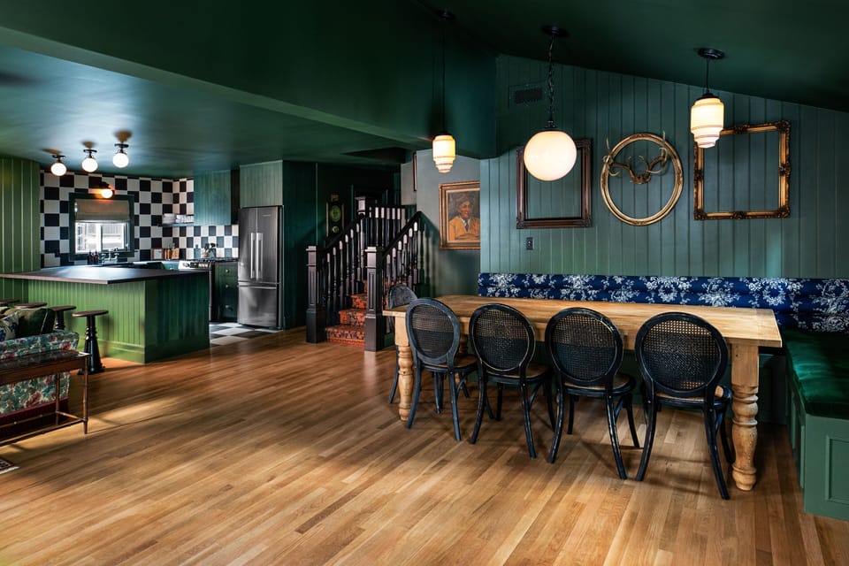Orville's Lodge | In-room dining