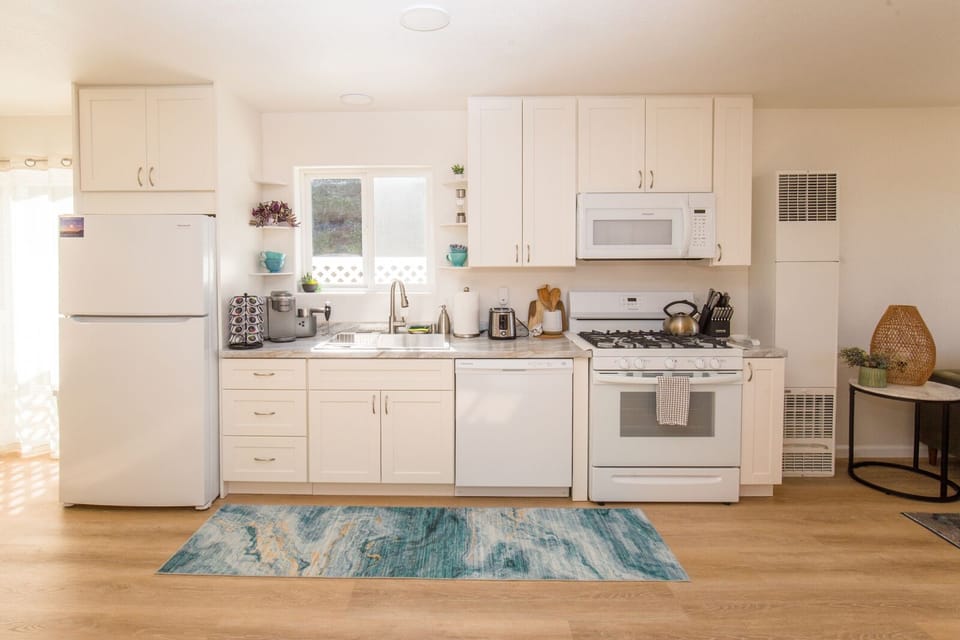 You can find everything you need, including coffee, tea, sugar, spices in the kitchen