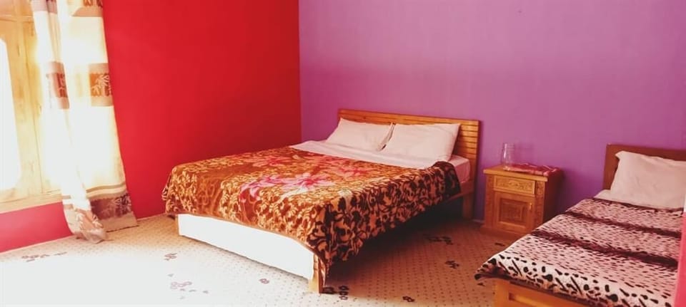 Triple Room | Iron/ironing board (on request)